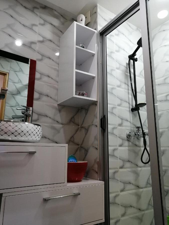 Apartment Ryan 1 *